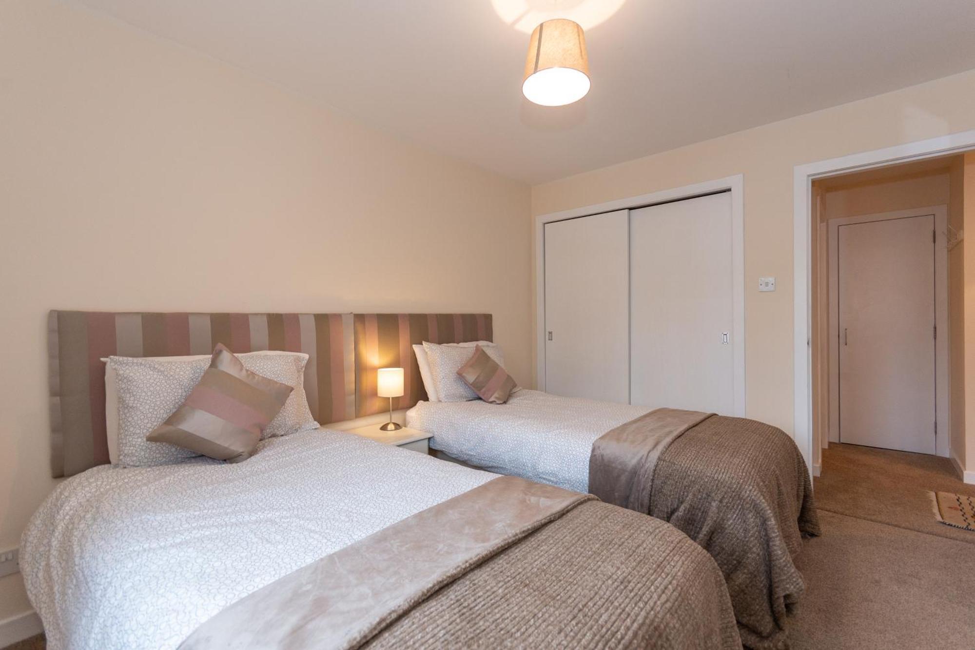 Central St Andrews 2 Bed Apartment - Free Parking Eksteriør billede