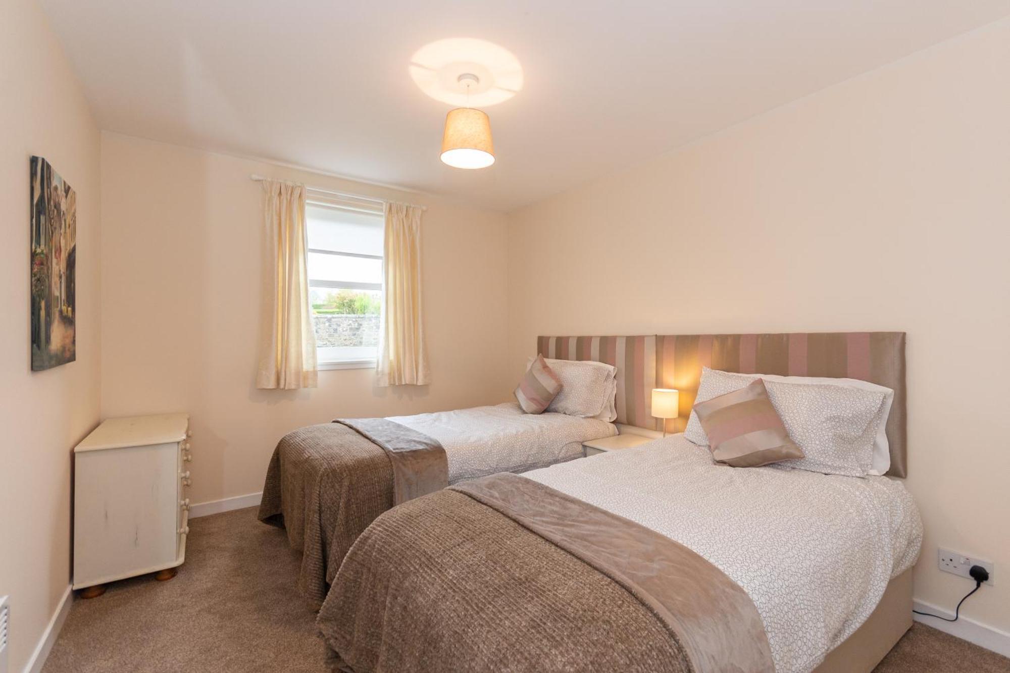 Central St Andrews 2 Bed Apartment - Free Parking Eksteriør billede